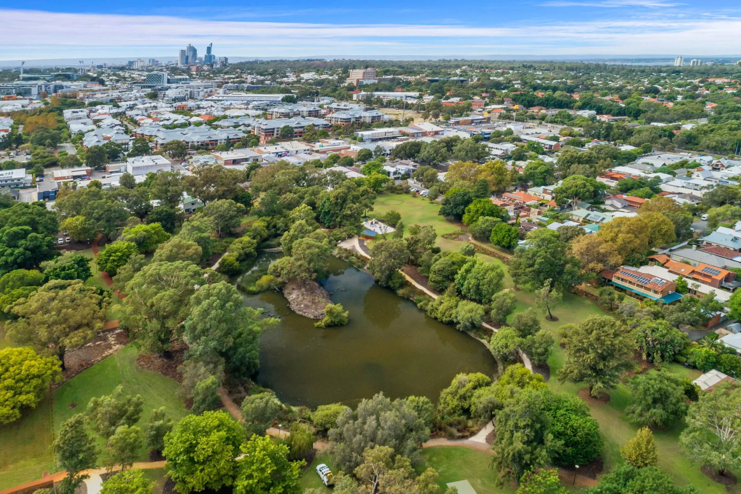 Aerial photograph of Jolimont retirement village St Ives